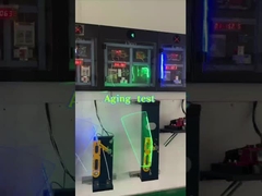 Pionowa trójstopowa brama z czytnikiem kart, automatyczna bariera bramy